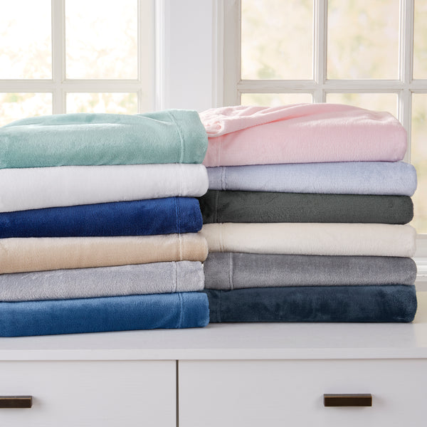 Solid Ultra Soft Micro Fleece Sheets Set | Tribeca Collection